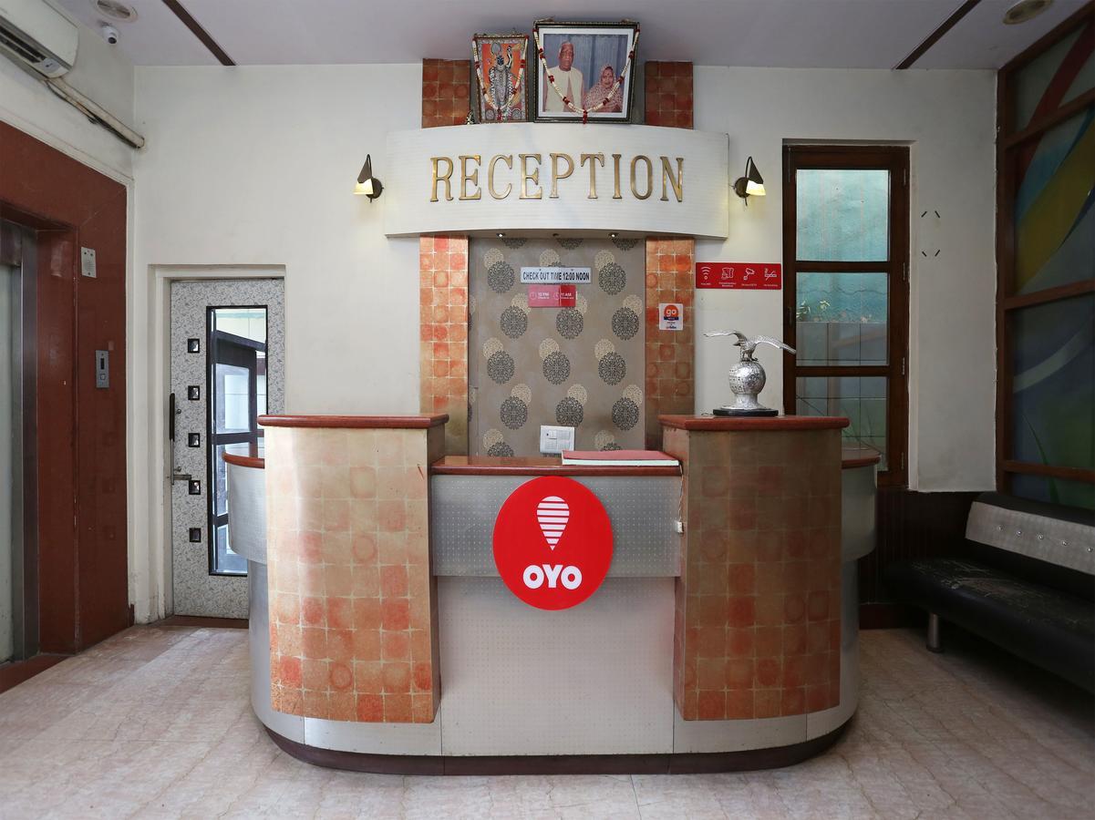Sheel Gopal Vision Hotel Матура Екстериор снимка